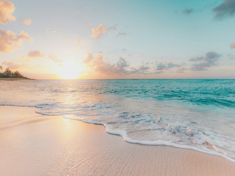 Tranquil Coastal Havens for Quiet Reflection